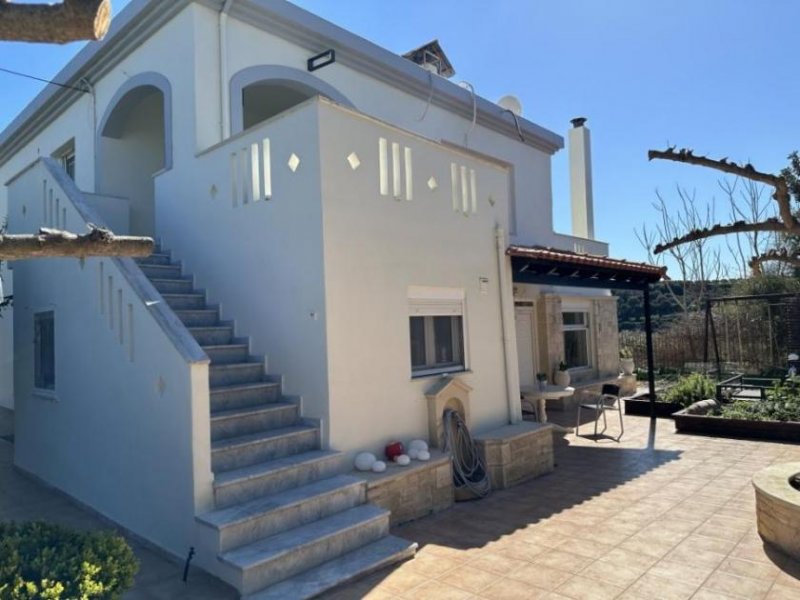Magnisia Kreta, Nea Magnisia: Villa mit 2 Wohnungen zu verkaufen Haus kaufen
